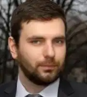 Емельянов Артём